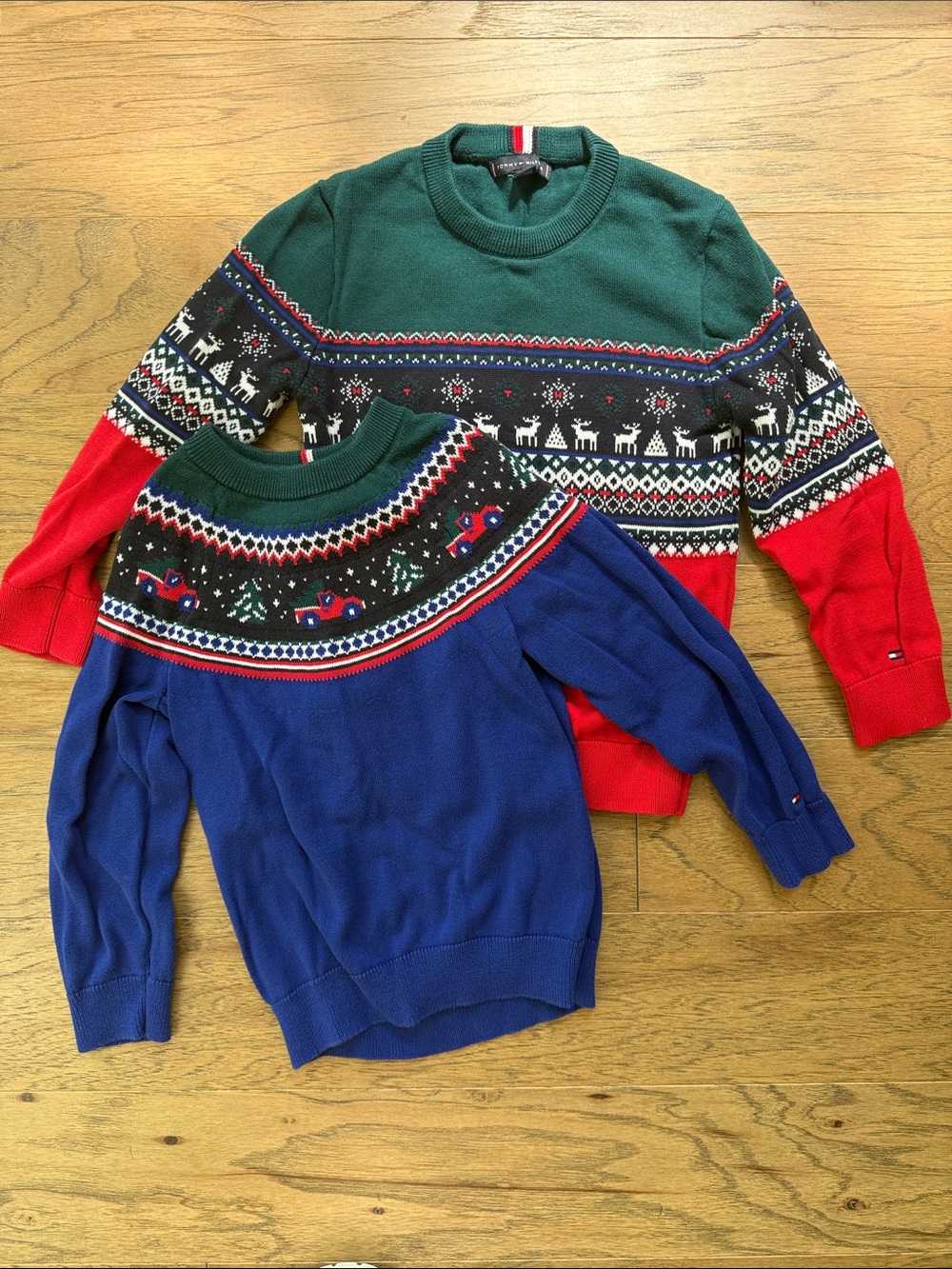 TOMMY HILFIGER Sweater Bundle